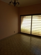 Casa Padro 210m em Ribeirnia em Ribeiro Preto, por R$ 3.000/ms