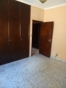 Casa Padro 210m em Ribeirnia em Ribeiro Preto, por R$ 3.000/ms