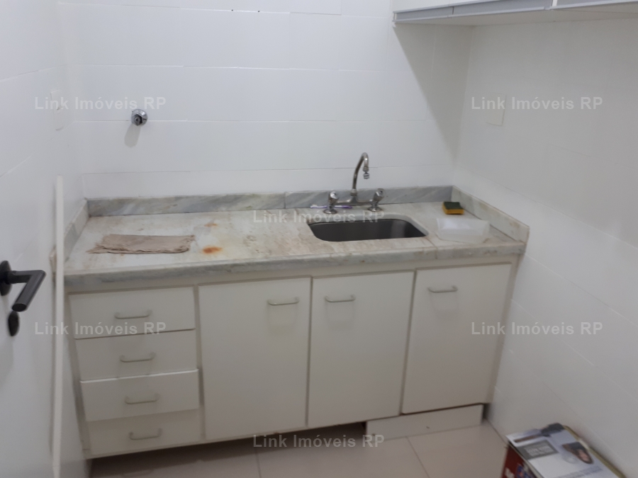 Sala Comercial 70m em Centro em Ribeiro Preto, por R$ 160.000