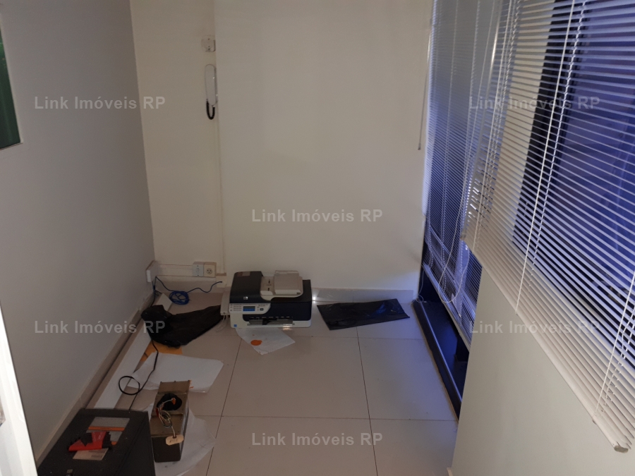 Sala Comercial 70m em Centro em Ribeiro Preto, por R$ 160.000