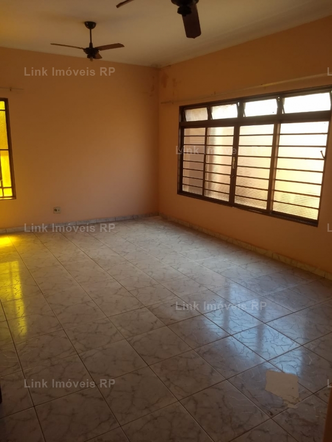 Casa Padro 210m em Ribeirnia em Ribeiro Preto, por R$ 3.000/ms