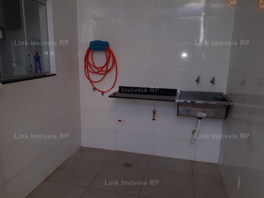 Sobrado 120m em Parque Ribeiro Preto em Ribeiro Preto, por R$ 1.800/ms
