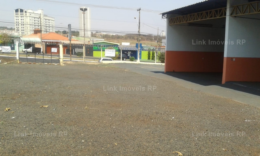 Galpo 230m em Jardim Palma Travassos em Ribeiro Preto, por R$ 8.000/ms