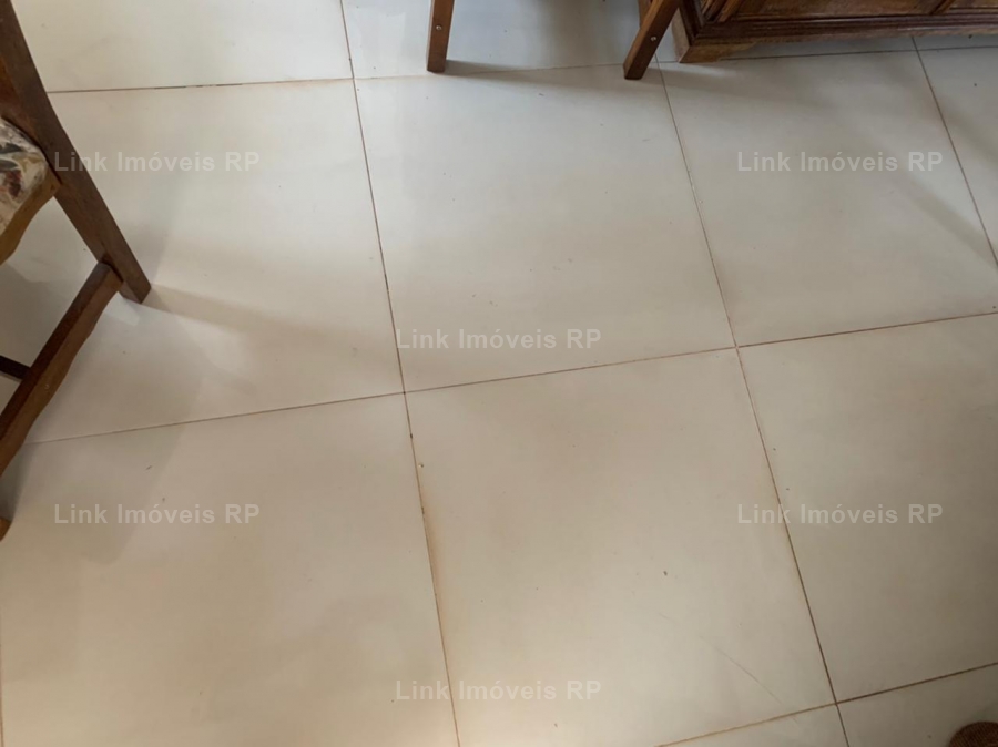 Casa Padro 300m em Lagoinha em Ribeiro Preto, por R$ 650.000