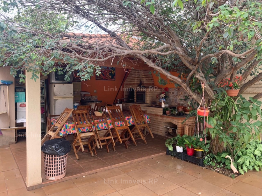 Casa Padro 300m em Lagoinha em Ribeiro Preto, por R$ 650.000