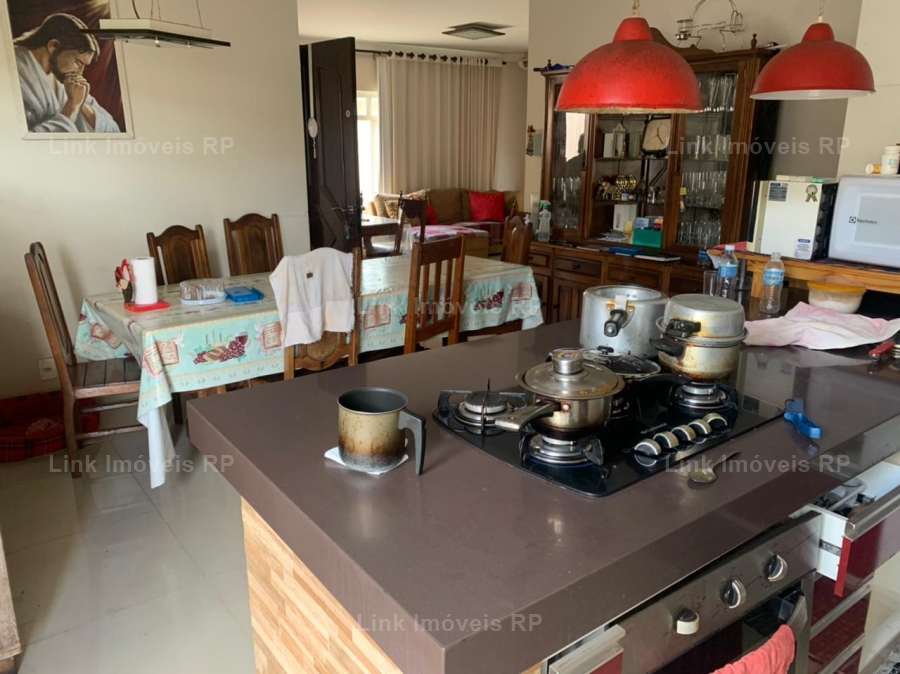 Casa Padro 300m em Lagoinha em Ribeiro Preto, por R$ 650.000