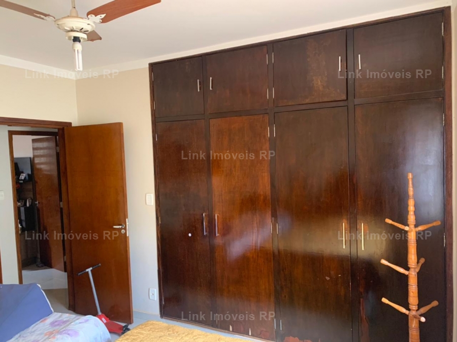 Casa Padro 300m em Lagoinha em Ribeiro Preto, por R$ 650.000