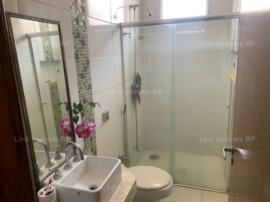 Casa Padro 300m em Lagoinha em Ribeiro Preto, por R$ 650.000