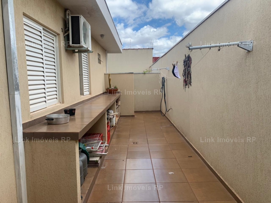 Casa Padro 300m em Lagoinha em Ribeiro Preto, por R$ 650.000