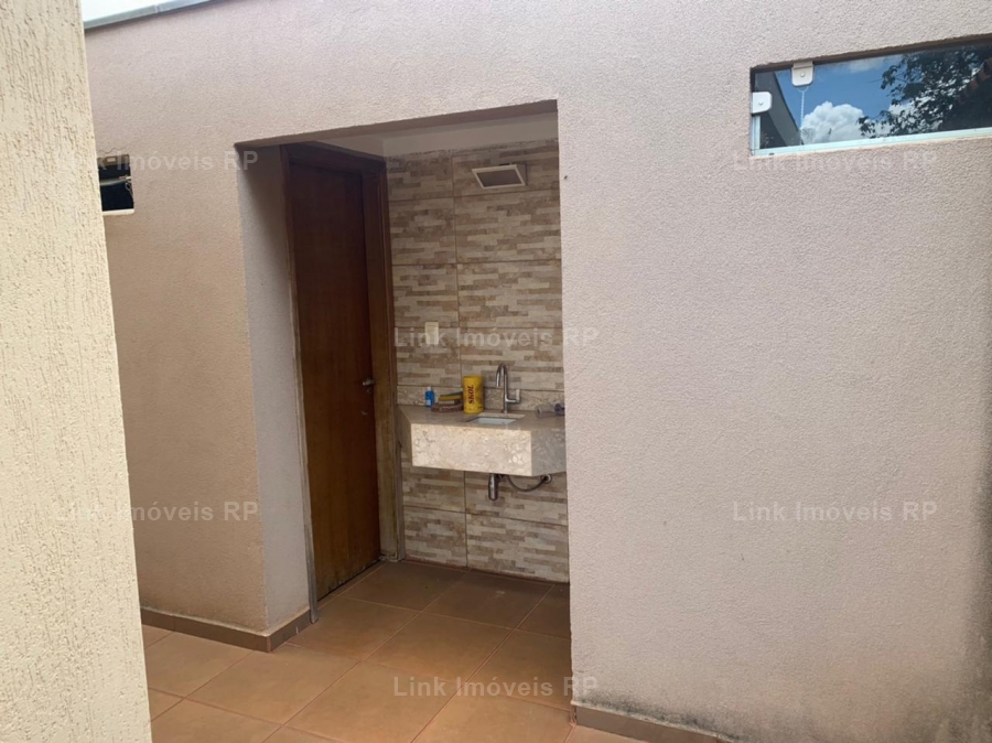 Casa Padro 300m em Lagoinha em Ribeiro Preto, por R$ 650.000