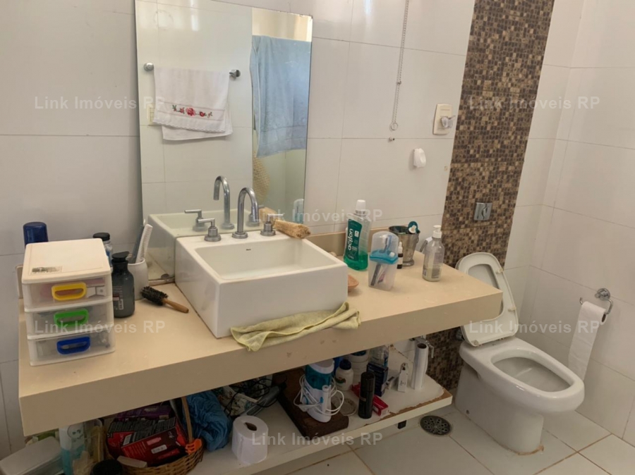 Casa Padro 300m em Lagoinha em Ribeiro Preto, por R$ 650.000