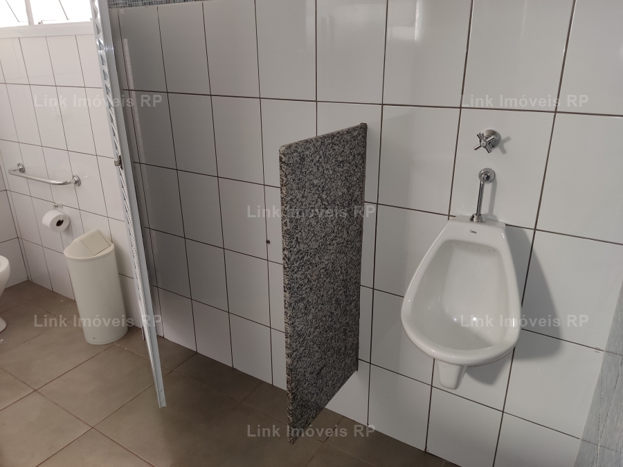 Sal�o Comercial 267m� em Jd. Paulista em Cravinhos, por R$ 4.800/m�s