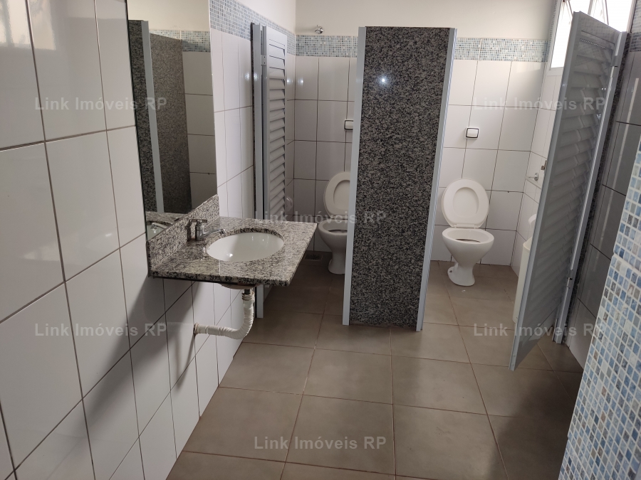 Sal�o Comercial 267m� em Jd. Paulista em Cravinhos, por R$ 4.800/m�s