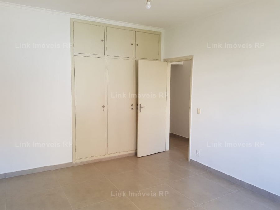 Sobrado 190m em Jd. Macedo em Ribeiro Preto, por R$ 550.000
